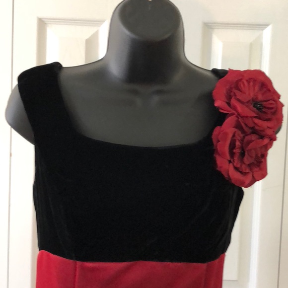 Dress - Picture 3 of 4